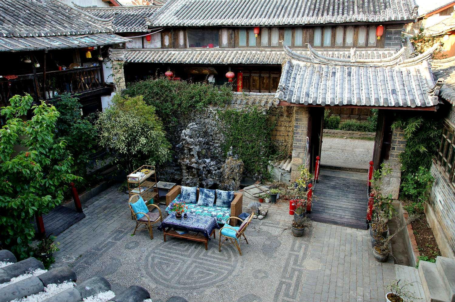 文章附图